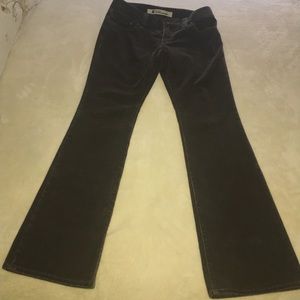 Gap woman’s corduroy jeans size 6A new w/o tags